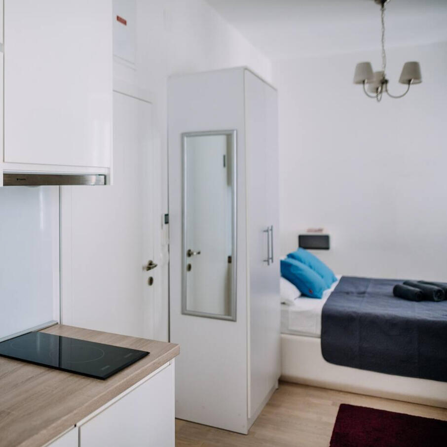 PETIT STUDIO APARTMENT